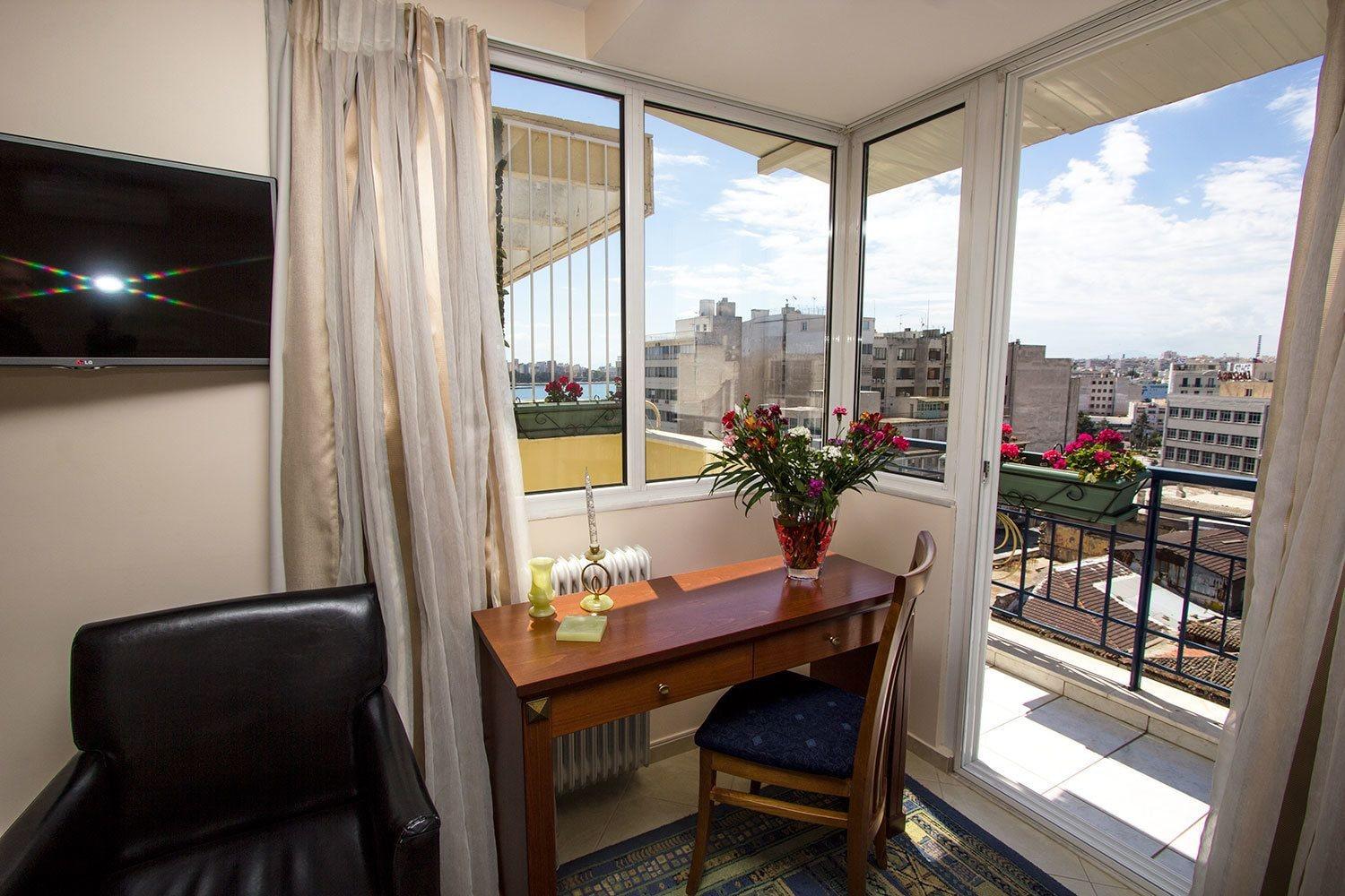 Triton Hotel Piraeus Exterior photo