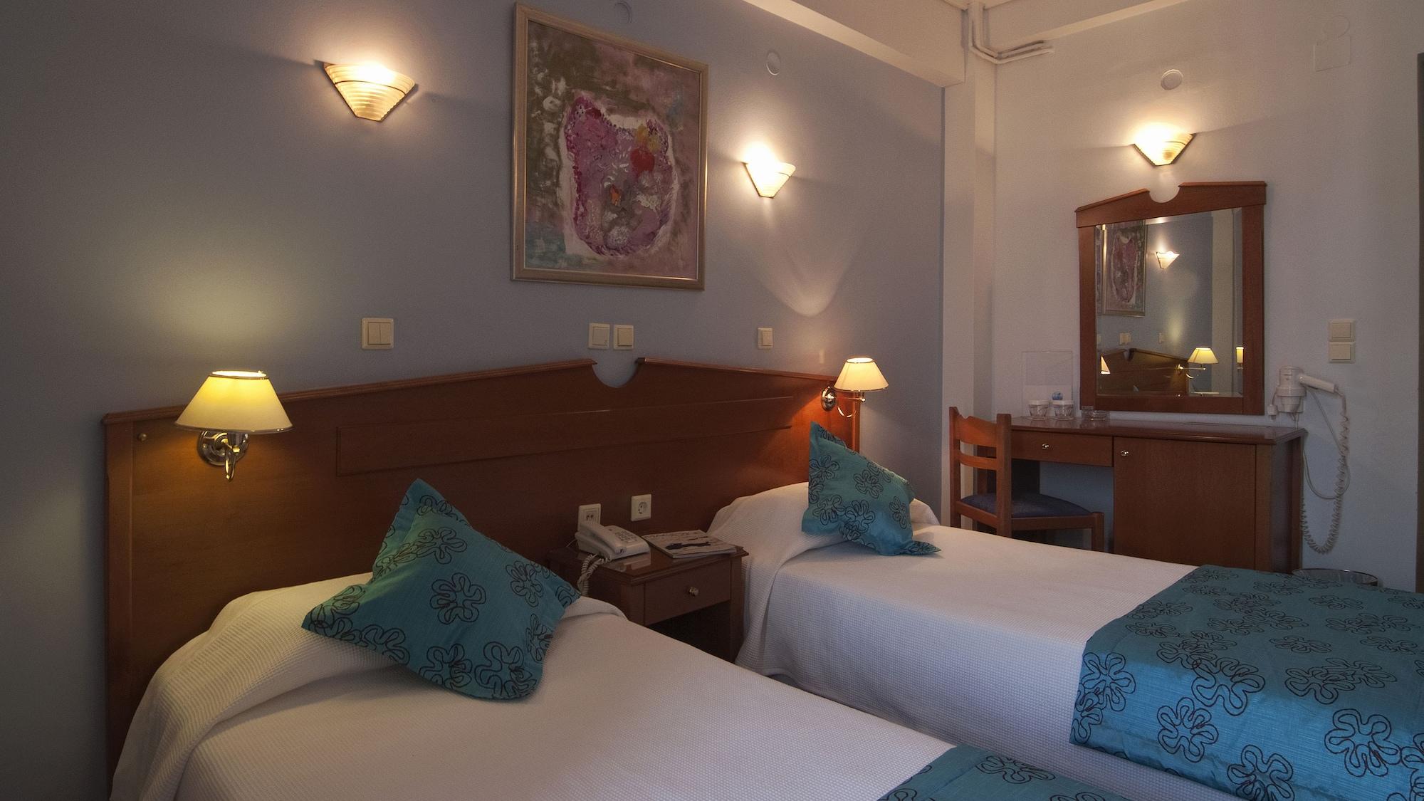 Triton Hotel Piraeus Exterior photo