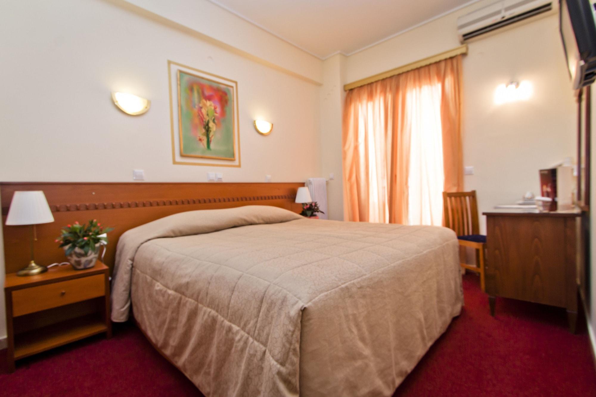 Triton Hotel Piraeus Exterior photo
