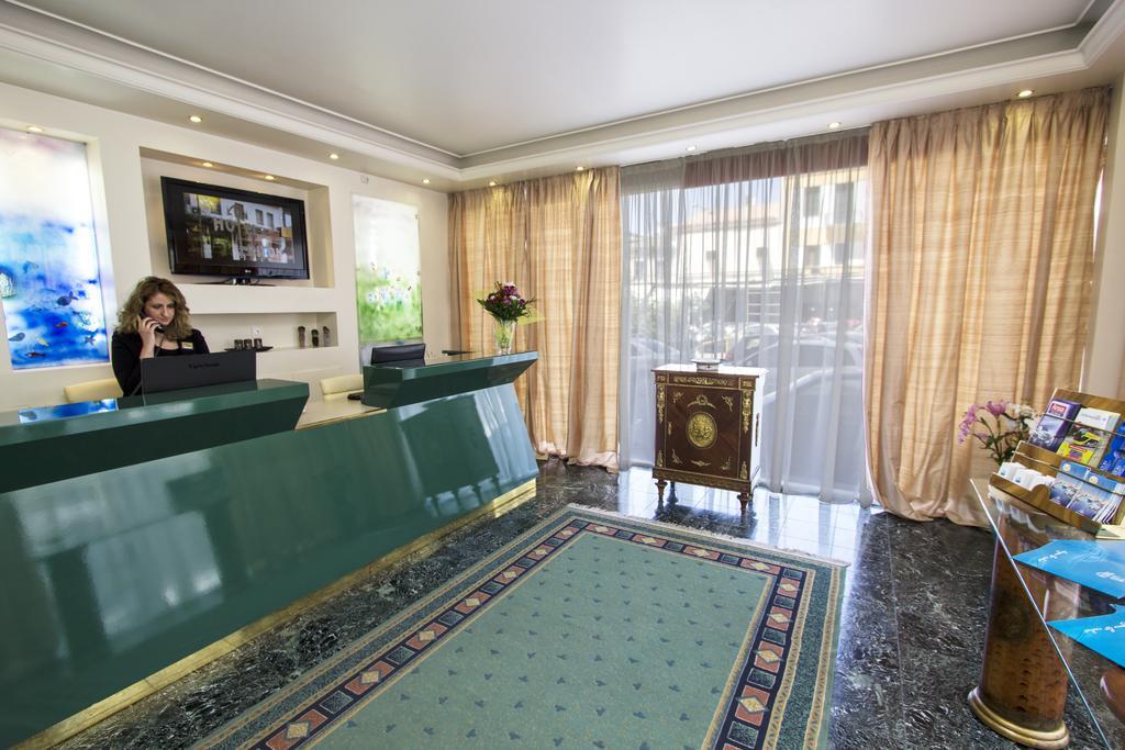 Triton Hotel Piraeus Exterior photo