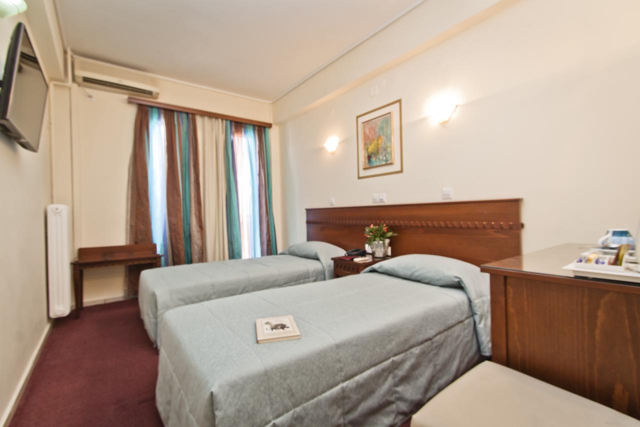 Triton Hotel Piraeus Exterior photo